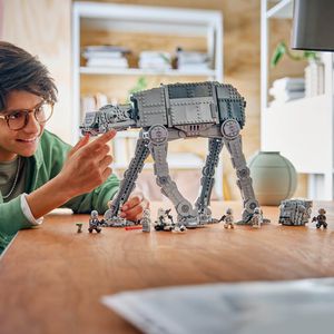 Produktbild für Klemmbausteine LEGO Star Wars 75454, ab 10 Jahre