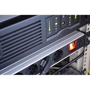 Produktbild für Steckdosenleiste Brennenstuhl Alu-Line, 2m Kabel