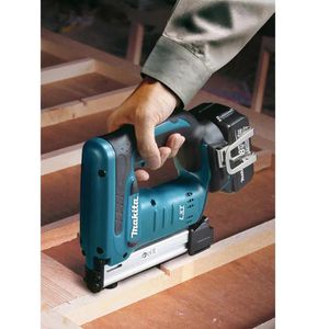 Produktbild für Elektrotacker Makita DST221Z