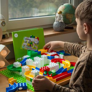 Produktbild für Murmelbahn HUBELINO 420572 Baukasten maxi