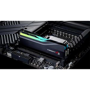 Produktbild für Arbeitsspeicher G-Skill Trident Z5 RGB F5-6000J3040F16GX2-TZ5R