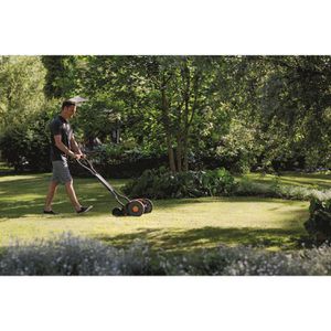 Produktbild für Rasenmäher Fiskars StaySharp Plus Spindelmäher