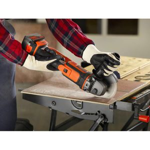 Produktbild für Winkelschleifer Black+Decker BCG720M1-QW