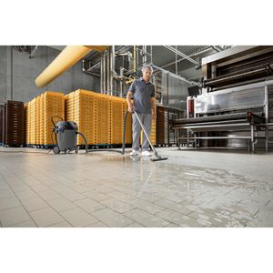 Produktbild für Nass-Trockensauger Kärcher NT 65/2 AP, 1.667-291.0