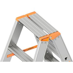 Produktbild für Stehleiter Layher Topic 1043, beidseitig begehbar