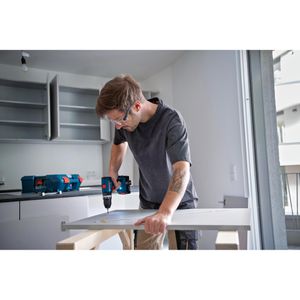 Produktbild für Akku-Schlagbohrschrauber Bosch GSB 18V-45