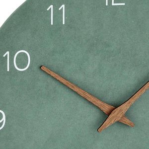 Produktbild für Wanduhr TFA 60.3054.04, Holz, analog, Quarzuhr
