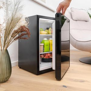 Produktbild für Getränkekühlschrank TZS-First-Austria Minibar, abschließbar