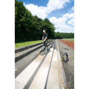 Produktbild für Flächenreiniger Kärcher FRV 30, 2.642-999.0