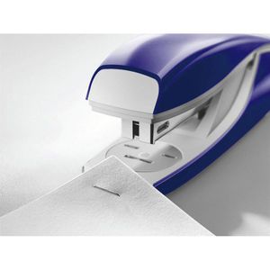 Produktbild für Heftgerät Leitz 5562-00-69, NeXXt Style inkl. 200 Heftklammern