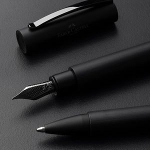 Produktbild für Füller Faber-Castell Ambition All Black, Feder M