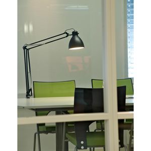 Produktbild für Schreibtischlampe Luxo L-1, schwarz, LED