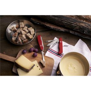 Produktbild für Taschenmesser Victorinox Cheese Master W 0.8313.W, rot