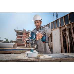 Produktbild für Akku-Schlagbohrschrauber Bosch GSB 18V-150 C