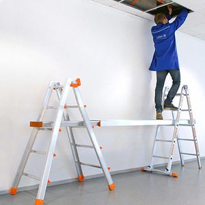 Produktbild für Teleskopleiter Layher Topic 1058, Länge 5,25m