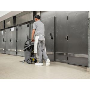 Produktbild für Nass-Trockensauger Kärcher NT 65/2 AP, 1.667-291.0