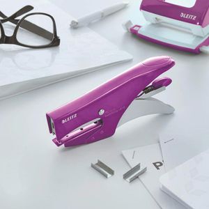 Produktbild für Heftzange Leitz 55311162, WOW, aus Metall, violett metallic
