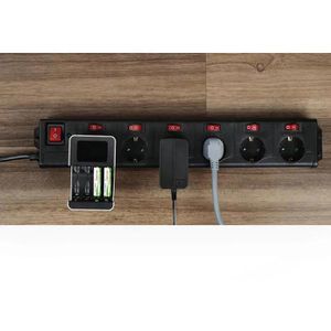 Produktbild für Steckdosenleiste Hama 6+1 XL, mit 1,4m Kabel