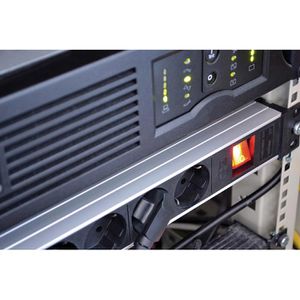 Produktbild für Steckdosenleiste Brennenstuhl Alu-Line, 2m Kabel