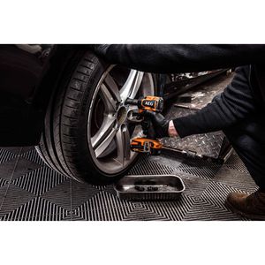 Produktbild für Akku-Schlagschrauber AEG Sub-Compact BSS18S12BL2-0