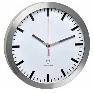 Produktbild für Wanduhr TFA 60.3528, Aluminium, analog, Funkuhr