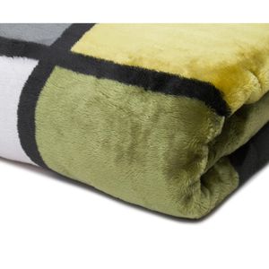 Produktbild für Kuscheldecke Gözze Antigua Cashmere Feeling, grün/grau/weiß