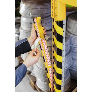 Produktbild für Schutzprofil Durable C19, Winkel, selbstklebend