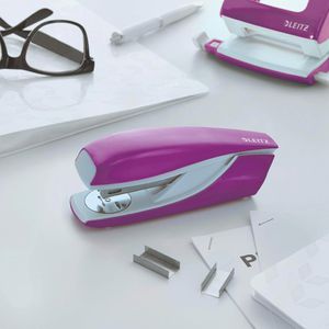 Produktbild für Heftgerät Leitz 5502-10-62, NeXXt WOW, inkl. 200 Heftklammern