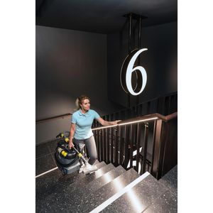 Produktbild für Waschsauger Kärcher Puzzi 8/1, 1.100-240.0, 1240 W