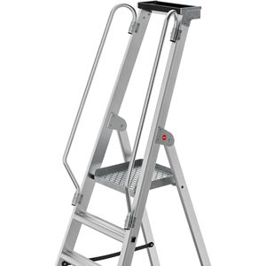 Produktbild für Stehleiter Hailo Master P80, 10000119, 2 Handläufe &amp; Plattform
