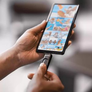 Produktbild für USB-Stick SanDisk Ultra Slider, 1 TB