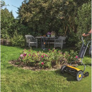 Produktbild für Rasenmäher Fiskars StaySharp Plus Spindelmäher