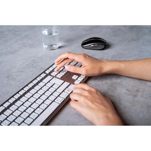 Produktbild für Tastatur CHERRY KW 9100 Slim JK-9110DE-1