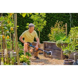 Produktbild für Terrassenreiniger Gardena Akku-Multi-Reiniger