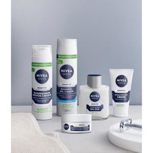 Produktbild für Rasiergel Nivea Men Sensitive, hautberuhigend, für Männer