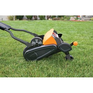 Produktbild für Rasenmäher Fiskars StaySharp Max Spindelmäher