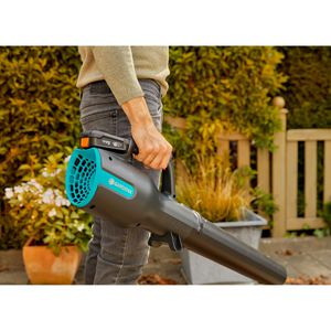 Produktbild für Laubbläser Gardena PowerJet 18V P4A Set, 14890-20, Akku