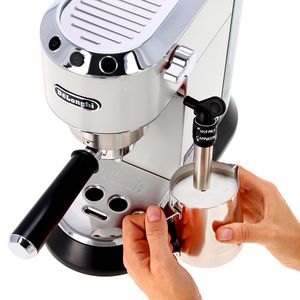 Produktbild für Espressomaschine DeLonghi Dedica Style, EC 685.W