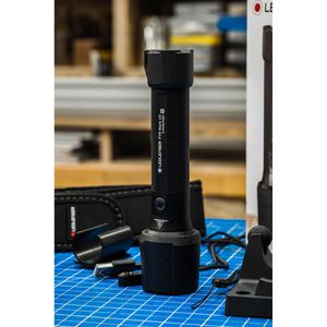 Produktbild für Taschenlampe Ledlenser P7R Work UV, LED, aufladbar