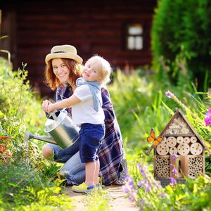 Produktbild für Insektenhotel Relaxdays 10020721, zum Aufhängen, aus Holz