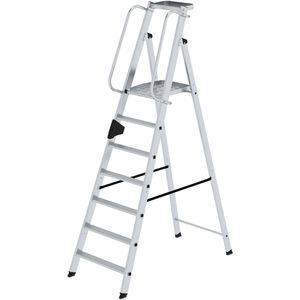 Podestleiter MUNK 50087, mit nivello-Leiterfüße