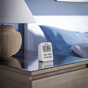Produktbild für Wecker Mebus 25800, weiß, digital