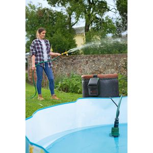 Produktbild für Regenfasspumpe Bosch GardenPump 18V-2000, Akku
