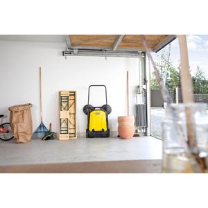 Produktbild für Kehrmaschine Kärcher S 4 Twin, manuell