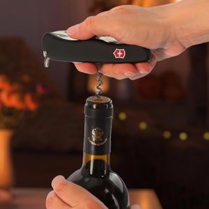 Produktbild für Taschenmesser Victorinox Picknicker, 0.8353.3, schwarz