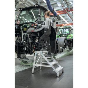 Produktbild für Montagetritt MUNK 50173, bis 300kg