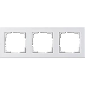 Steckdosenrahmen Gira 021329, E2, System 55