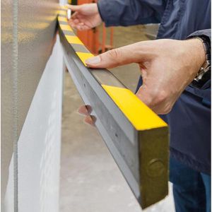 Produktbild für Schutzprofil Moravia Trapez, magnetisch
