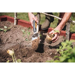 Produktbild für Blumenkelle Fiskars Xact, 1027043, aus Edelstahl