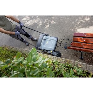 Produktbild für Kehrmaschine Kärcher KM 70/15 C Classic, manuell